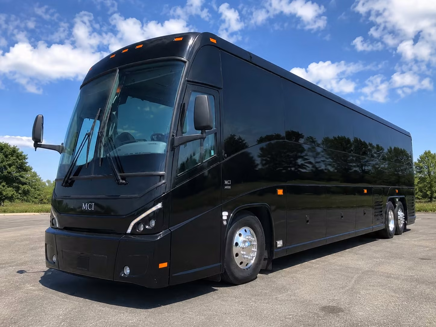 compare school event transportation options in clarksville and beyond