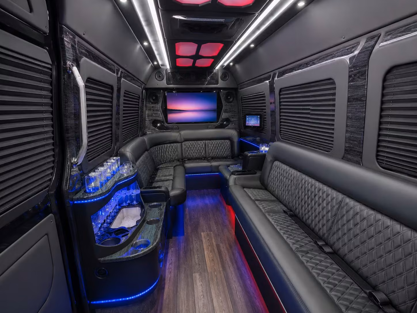 corporate and employee long distance shuttle services out of clarksville tennessee