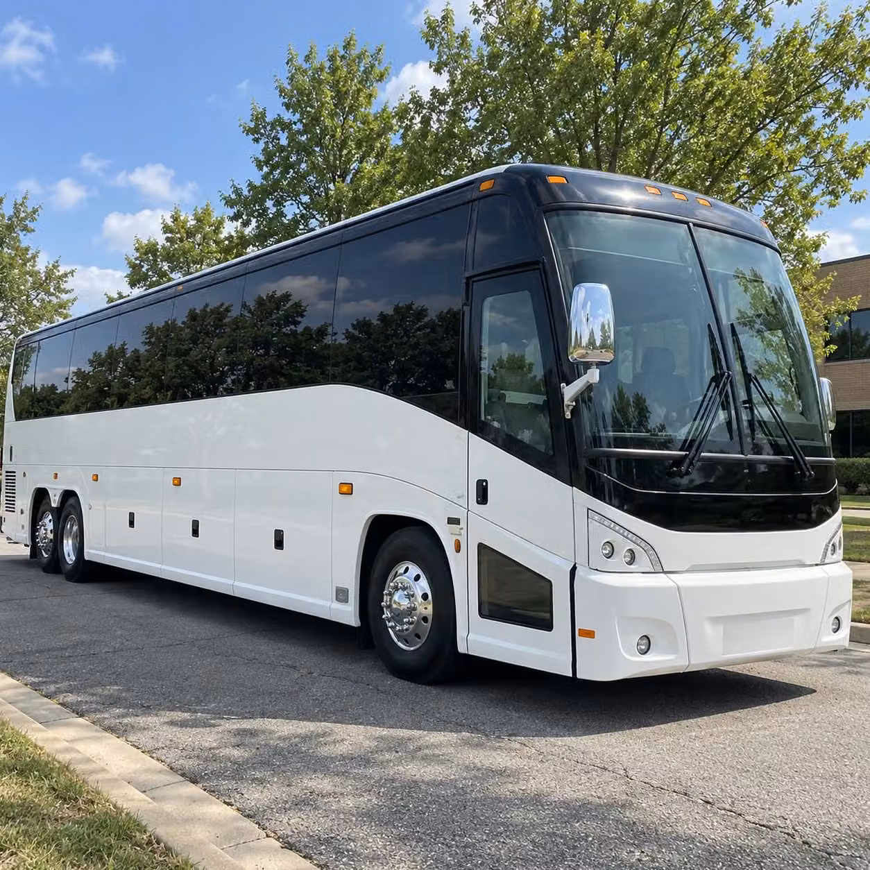 minibus rentals for smaller clarksville prom groups