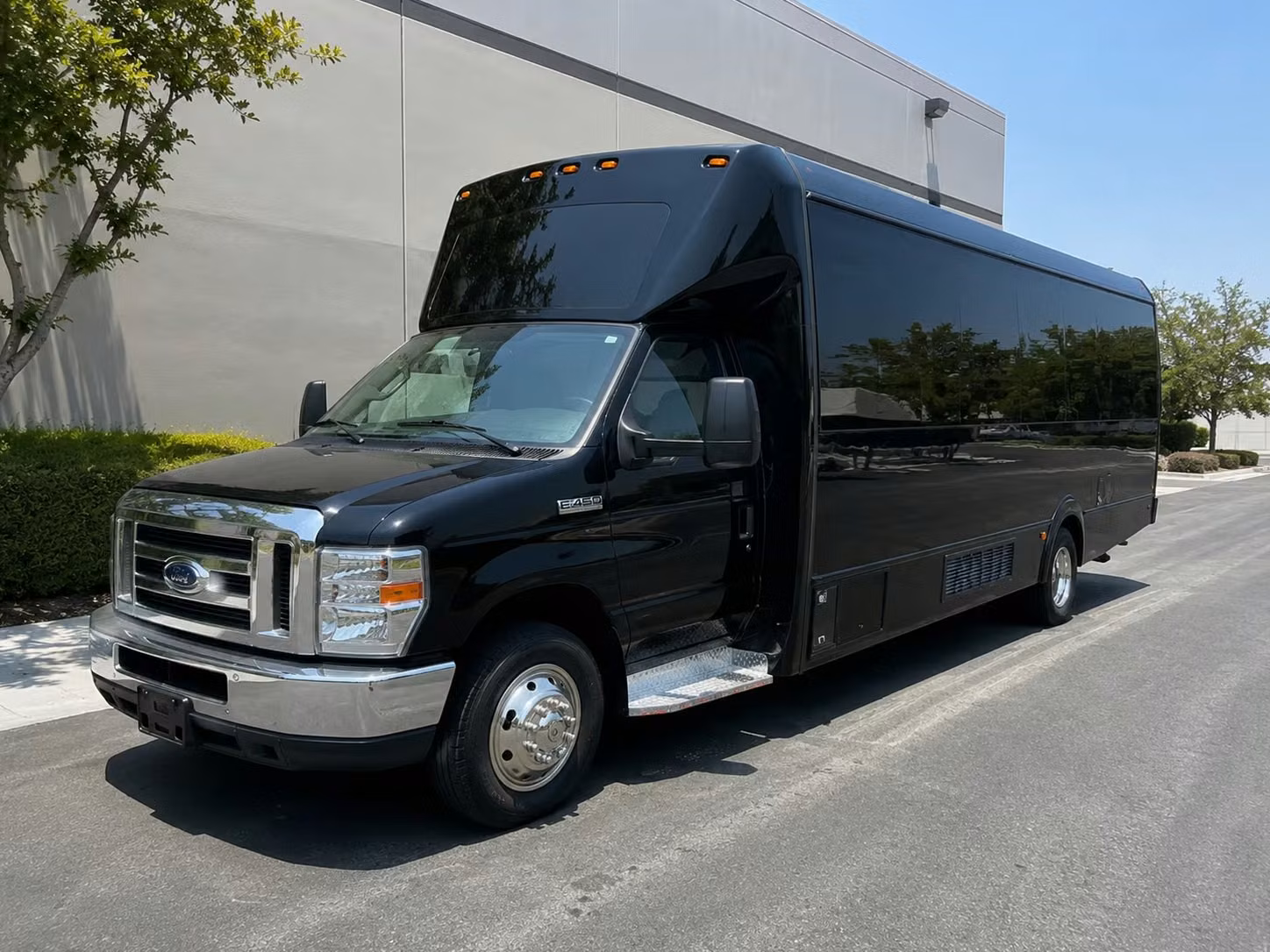 party buses for clarksville high school prom night
