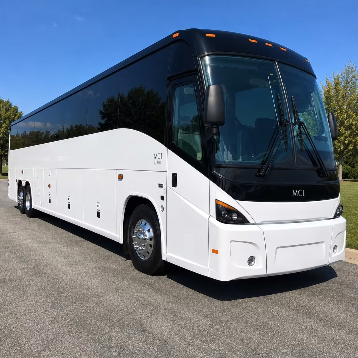 shuttle your fort campbell workforce with reliable daily commuter bus service