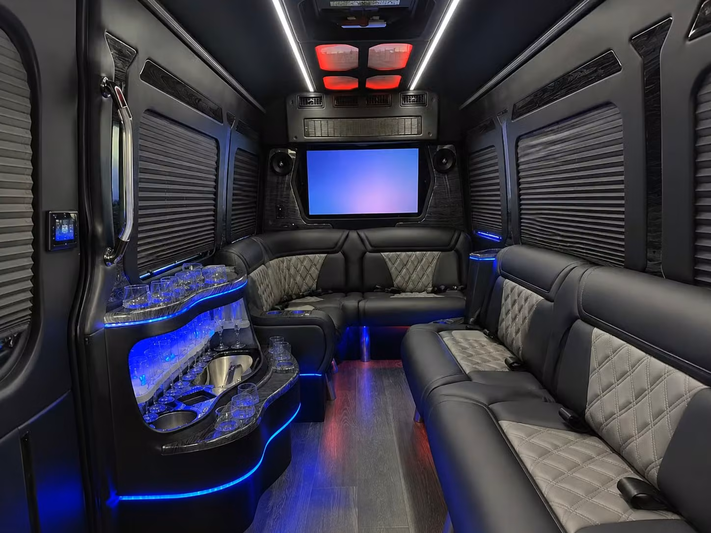 sprinter vans and executive rides for clarksville prom couples